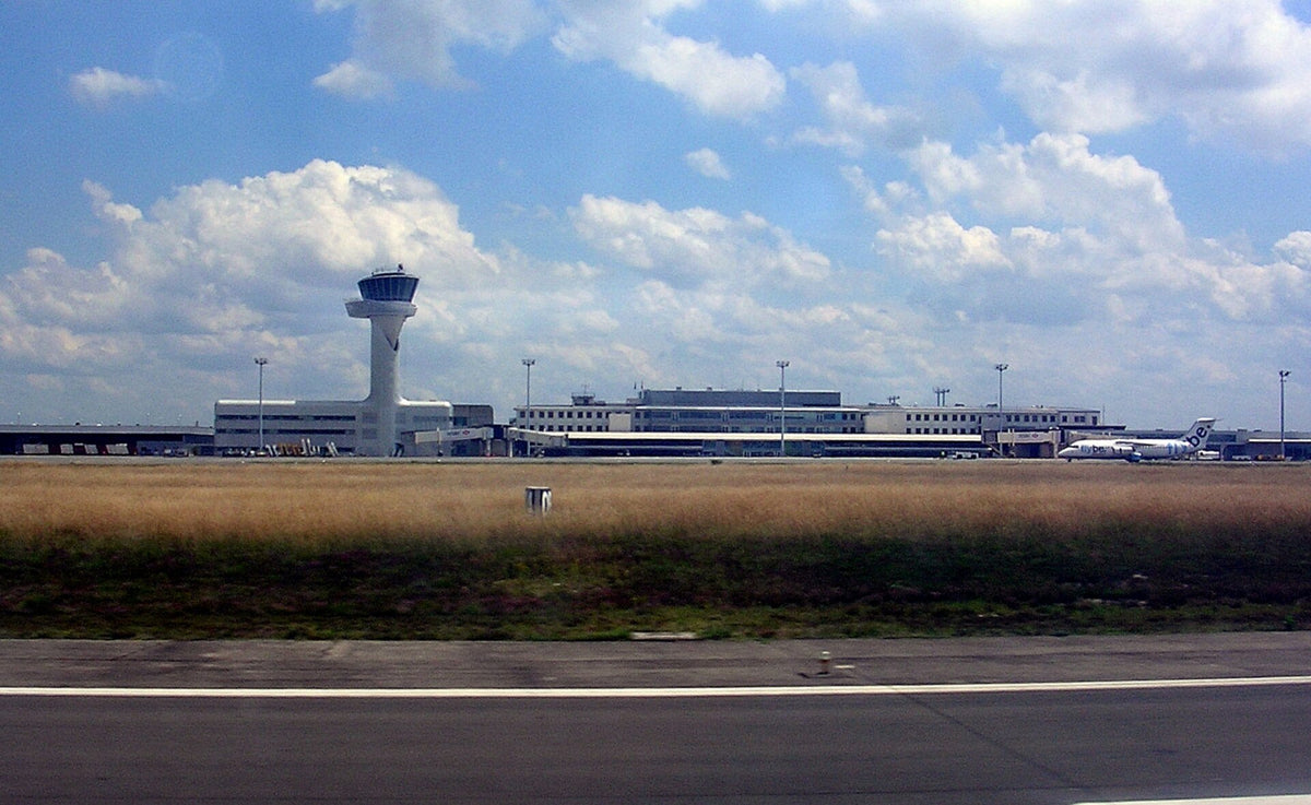 Aéroport de Bordeaux-Mérignac — vue de l'aéroport