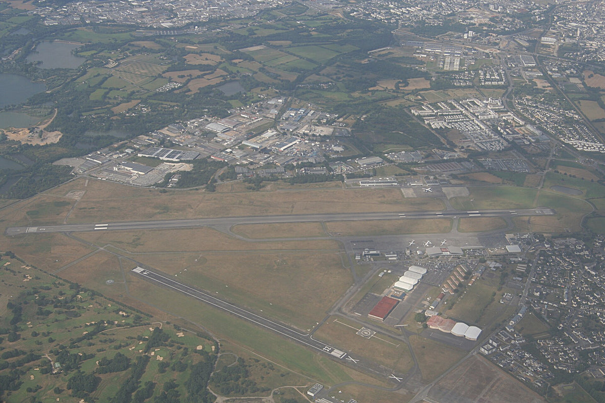 Aéroport Rennes Bretagne — vue de l'aéroport