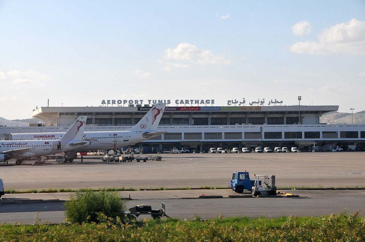 Aéroport international de Tunis-Carthage — vue de l'aéroport