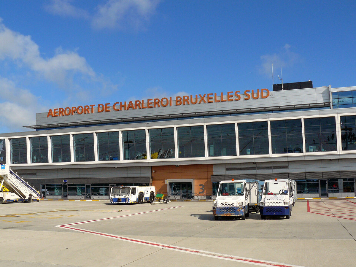 Brussels South Charleroi Airport — vue de l'aéroport