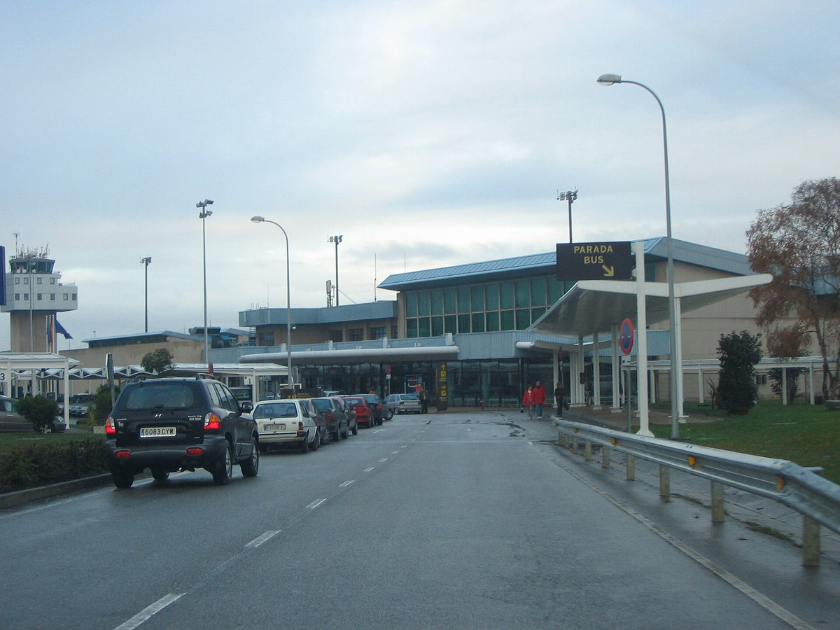 Asturias Airport — vue de l'aéroport