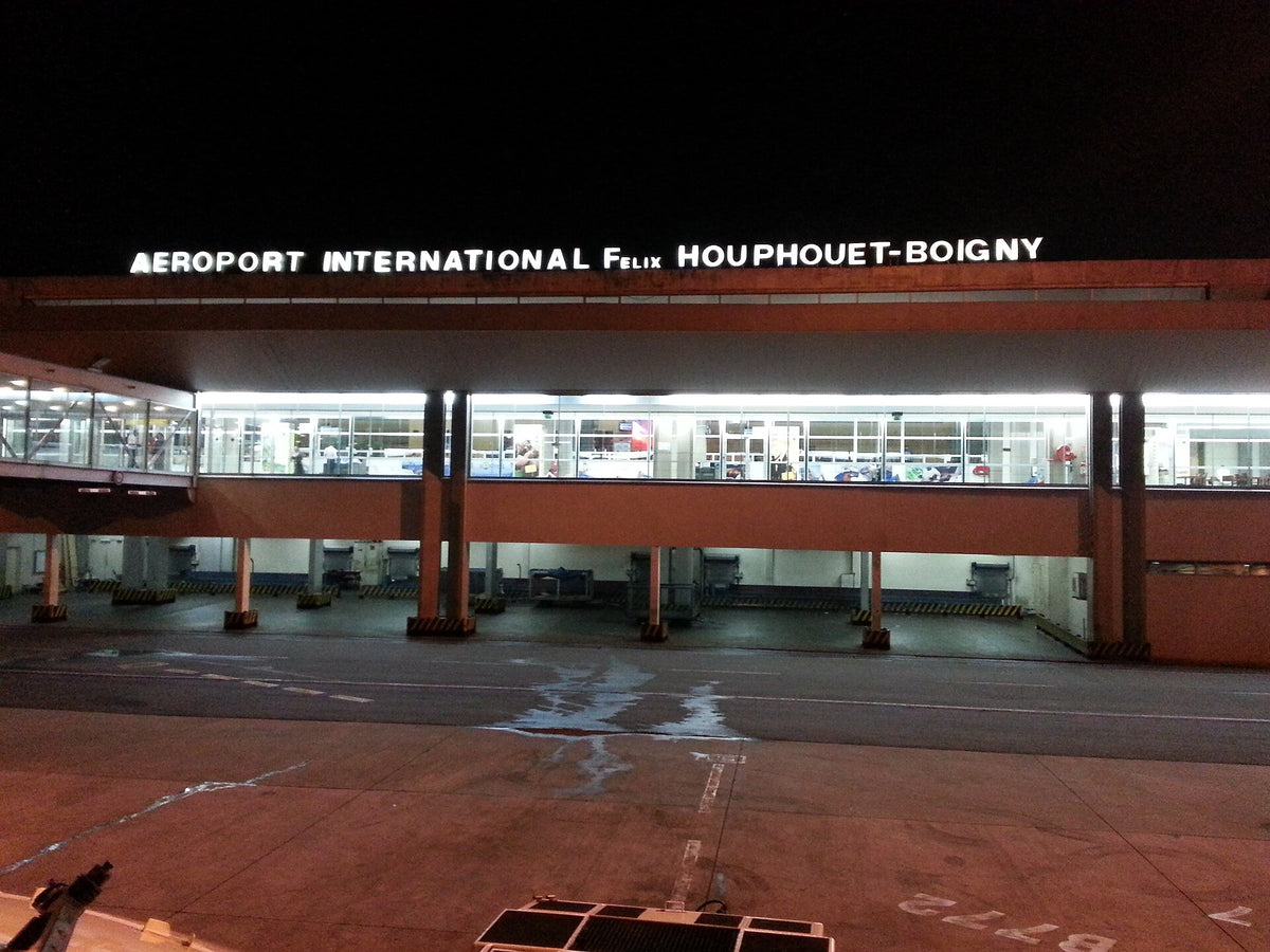 Aéroport international Félix-Houphouët-Boigny — vue de l'aéroport