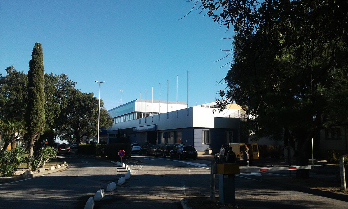 Aéroport de Perpignan-Rivesaltes Méditerranée — vue de l'aéroport
