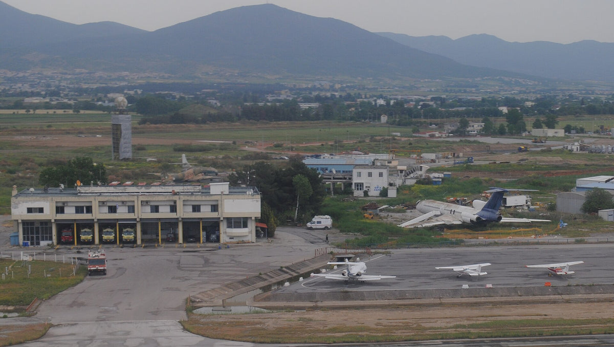 Thessaloniki Macedonia International Airport — vue de l'aéroport