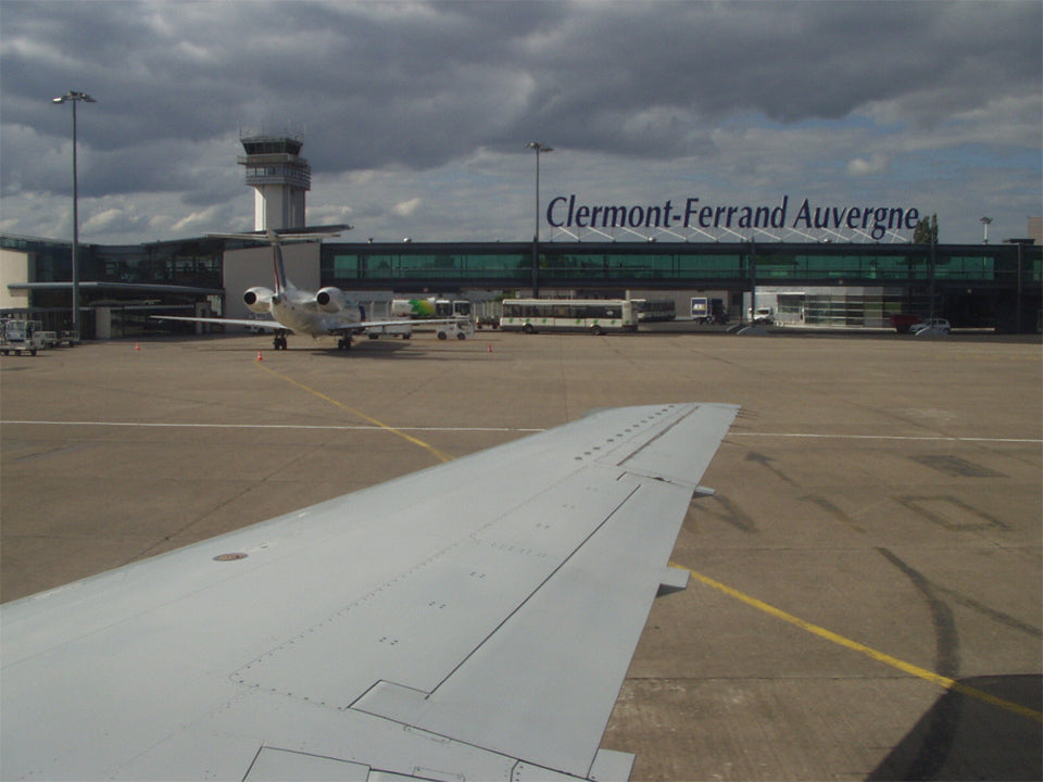 Aéroport Clermont-Ferrand Auvergne — vue de l'aéroport