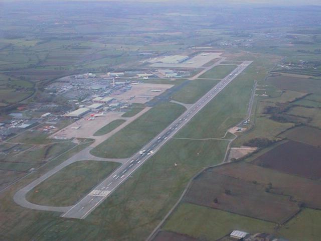 East Midlands Airport — vue de l'aéroport