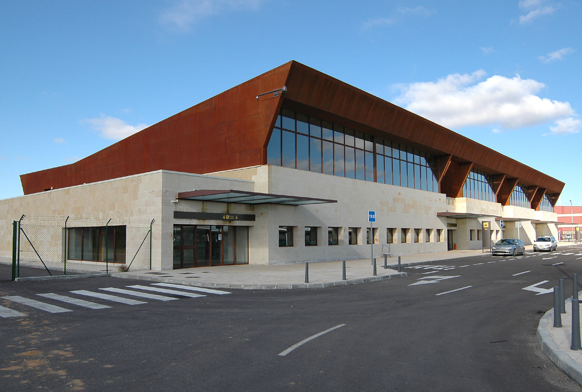 Salamanca Airport — vue de l'aéroport